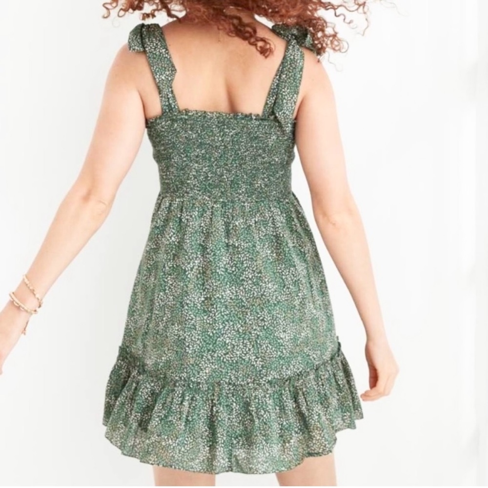 Sz L women Arie dress green  Floral Print Shirred Tie Shoulder Frill Trim Cami - Picture 2 of 6